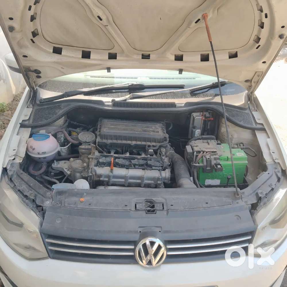 Volkswagen Vento Petrol At 2011 Model