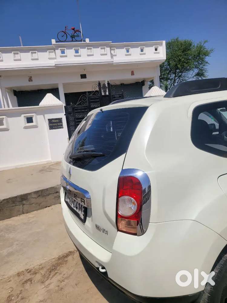 Renault Duster 2014 Diesel 90000 Km Driven