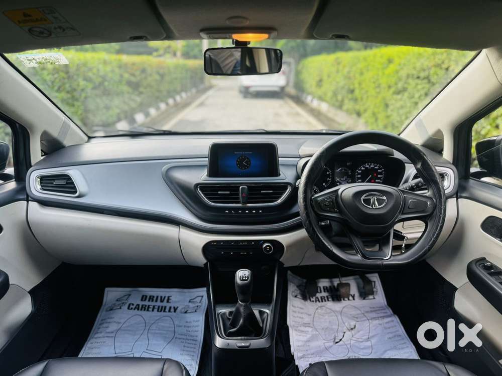 Tata Altroz 1.2 Xm Plus, 2022, Petrol