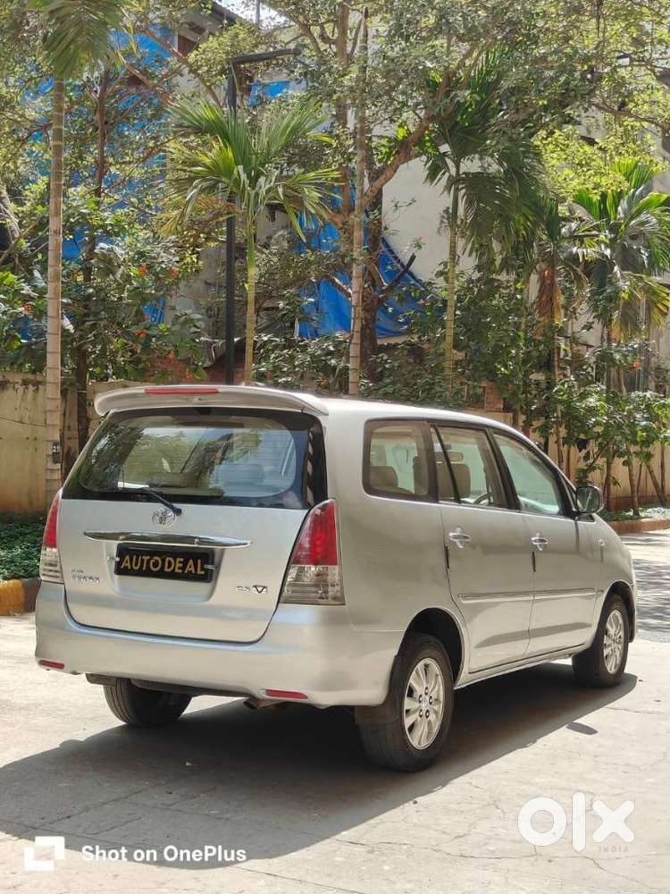 Toyota Innova 2.5 Vx 8 Str Bs-iii, 2010, Diesel