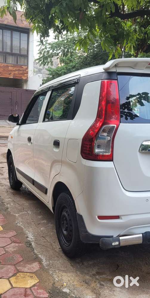 Maruti Suzuki Wagon R Lxi 1.0, 2019, Petrol