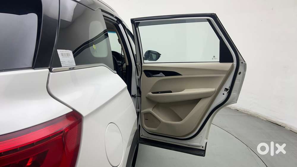 Mg Hector Sharp Pro 1.5 Turbo Mt Dual Tone, 2022, Cng & Hybrids