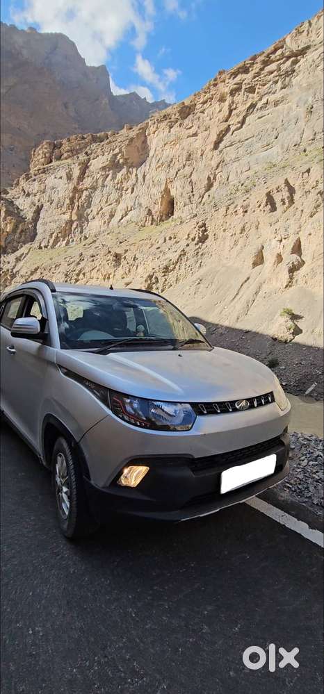 Mahindra Kuv 100