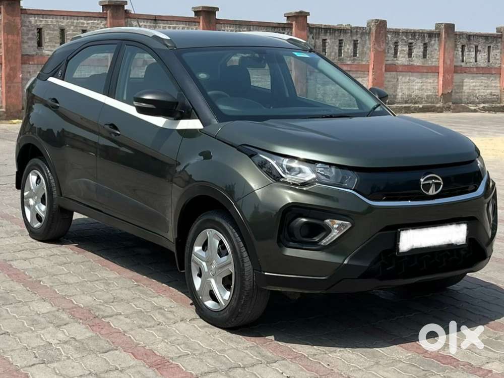 Tata Nexon 1.2 Revotron Xma Amt, 2023, Petrol
