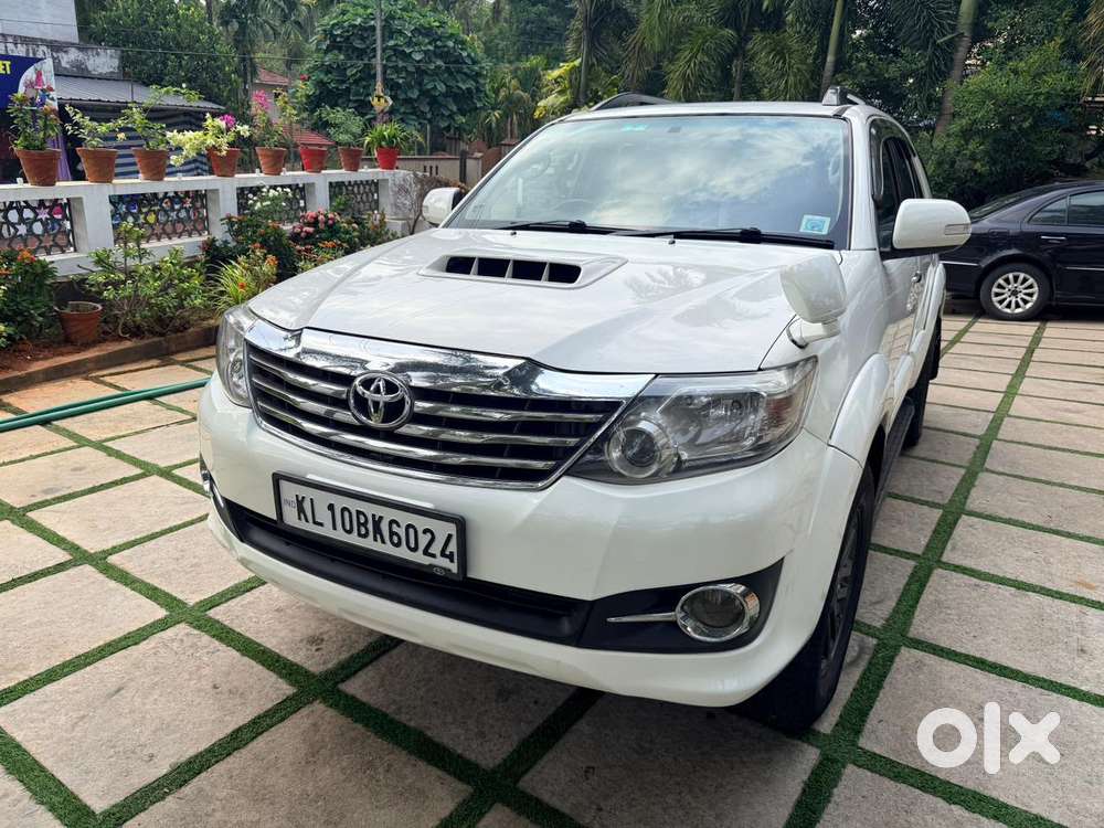 Toyota Fortuner, 2014, Diesel