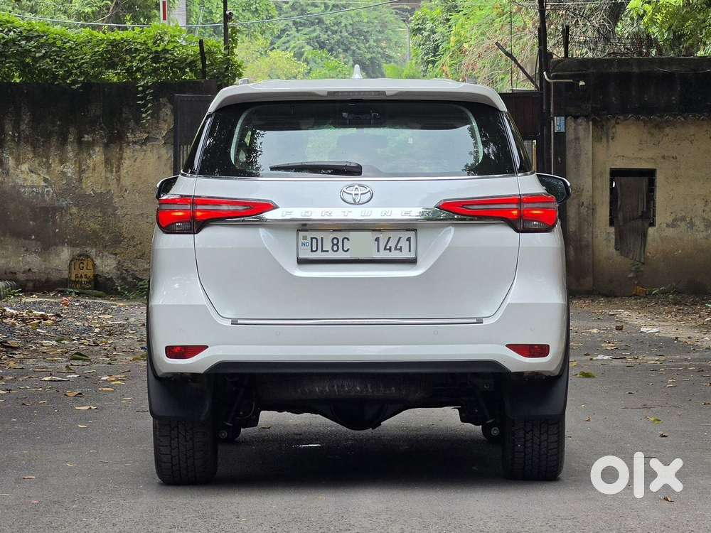 Toyota Fortuner 4x2 At 2.7 Petrol, 2025, Petrol
