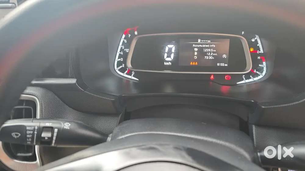 Kia Sonet 2024 Petrol 8500 Km Driven