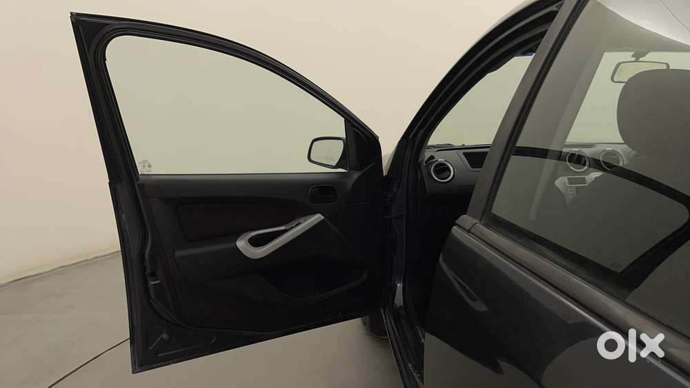 Ford Figo 2010-2012 Petrol Zxi, 2011, Petrol