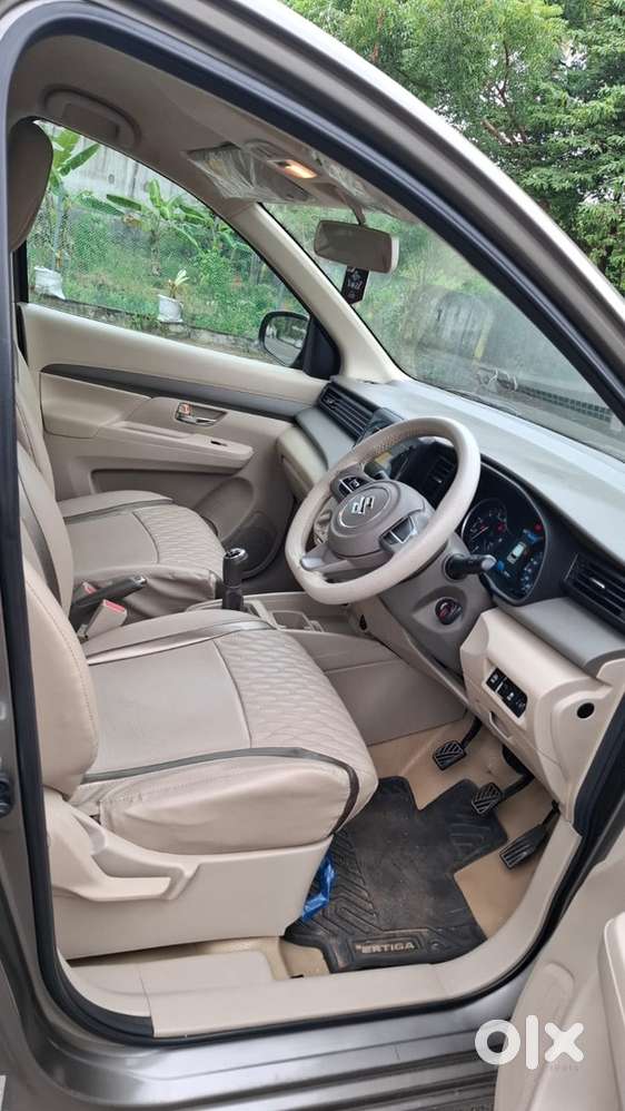 Maruti Ertiga Petrol 2023