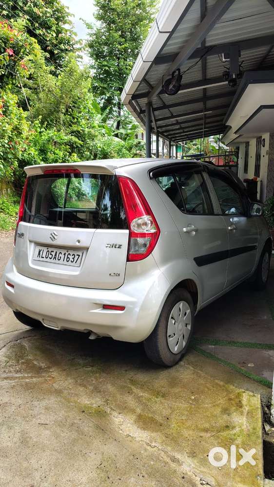 Maruti Suzuki Ritz Lxi, 2013, Petrol