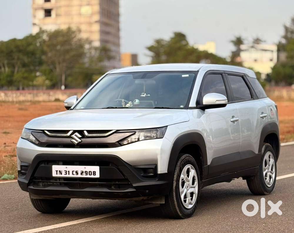 Maruti Suzuki Brezza 1.5 Lxi Smart Hybrid, 2023, Petrol
