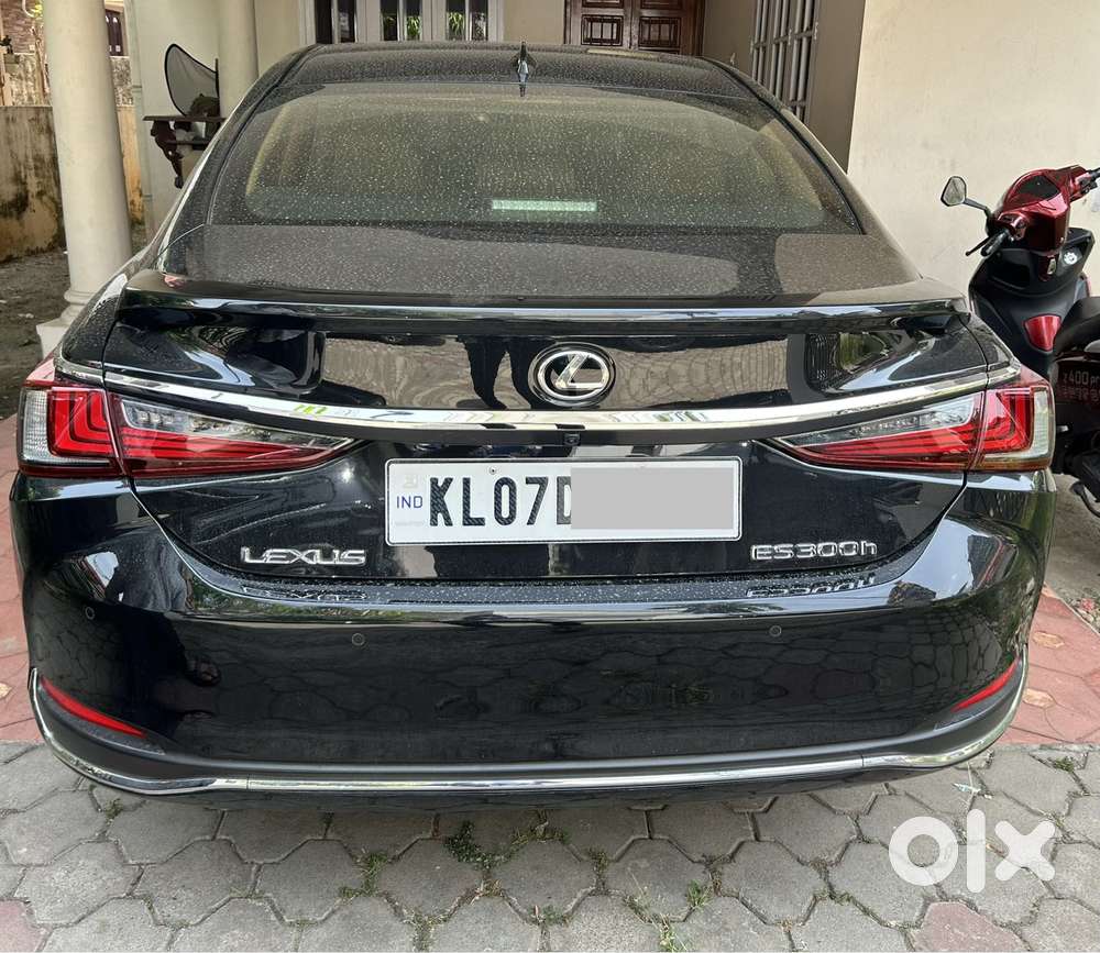 Lexus Es 300h Luxury, 2023, Petrol