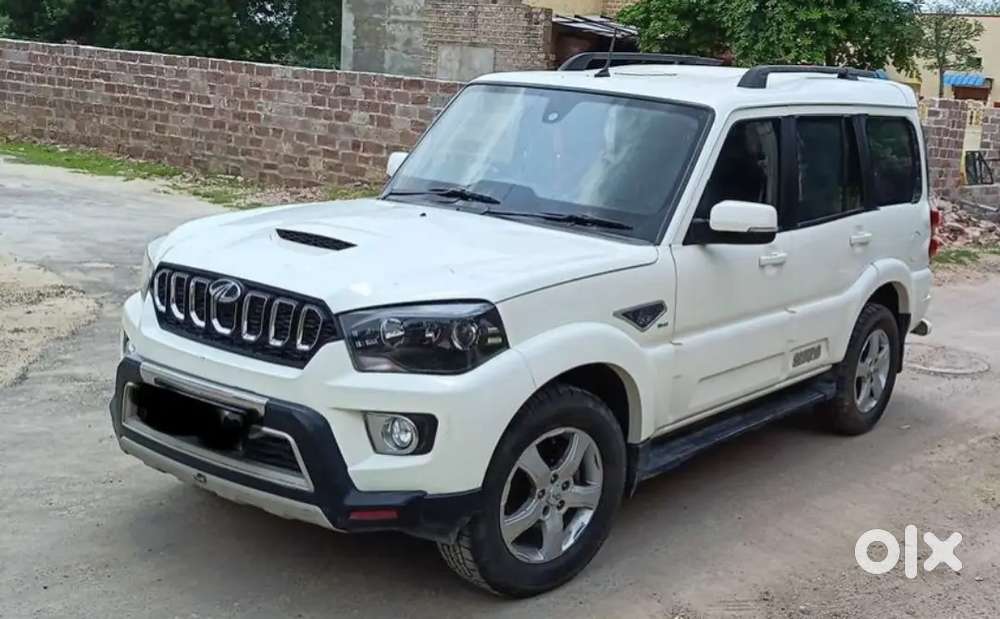 Mahindra Scorpio Classic 2021