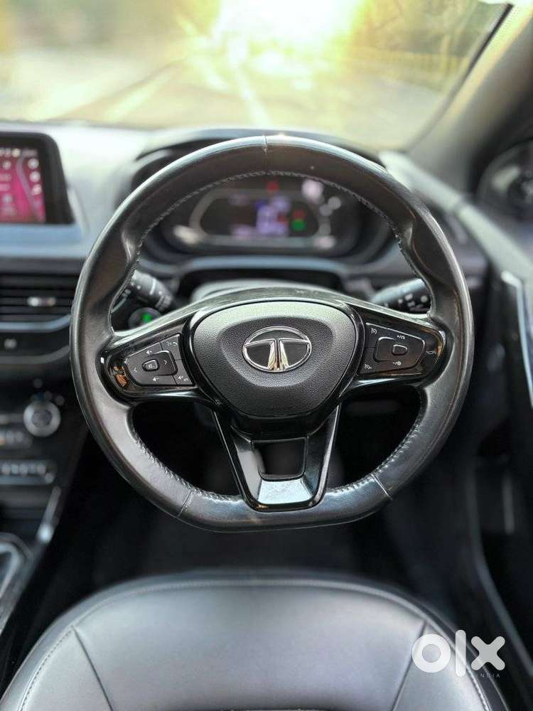 Tata Nexon 1.5 Revotorq Xz Plus Dual Tone, 2023, Petrol