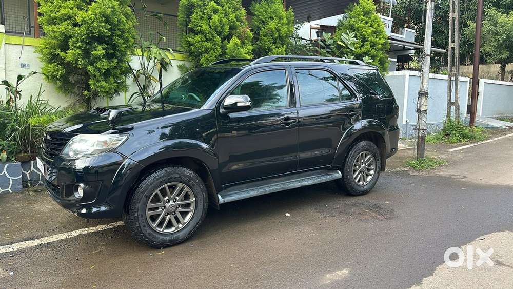 Toyota Fortuner Diesel 2012