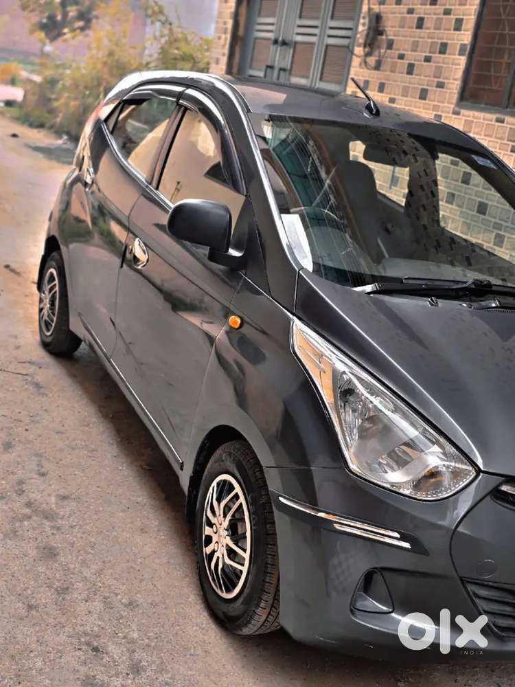 Hyundai Eon 2017 Petrol Well Maintained