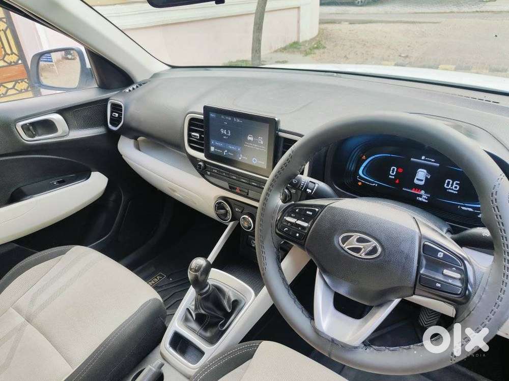 Hyundai Venue S Mt 1.2 Kappa, 2024, Petrol