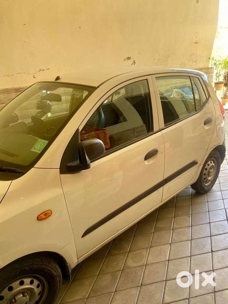 Hyundai I10 2013 Petrol 74300 Km Driven