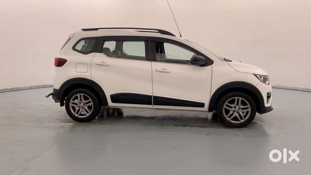 Renault Triber Rxz Easy-r Amt, 2021, Petrol