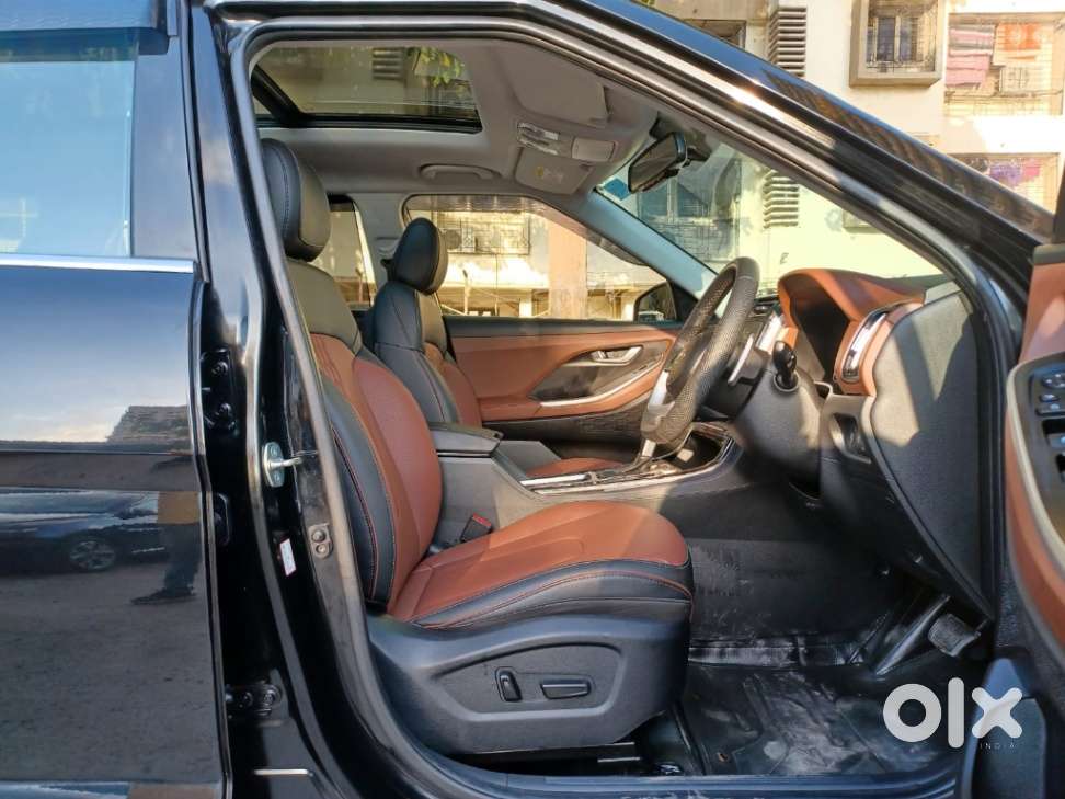 Hyundai Alcazar Signature (o) 6 Str 1.5 Petrol Dct, 2023, Petrol