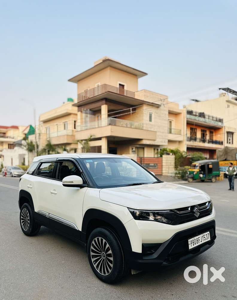 Maruti Suzuki Brezza 1.5 Vxi Smart Hybrid, 2024, Petrol
