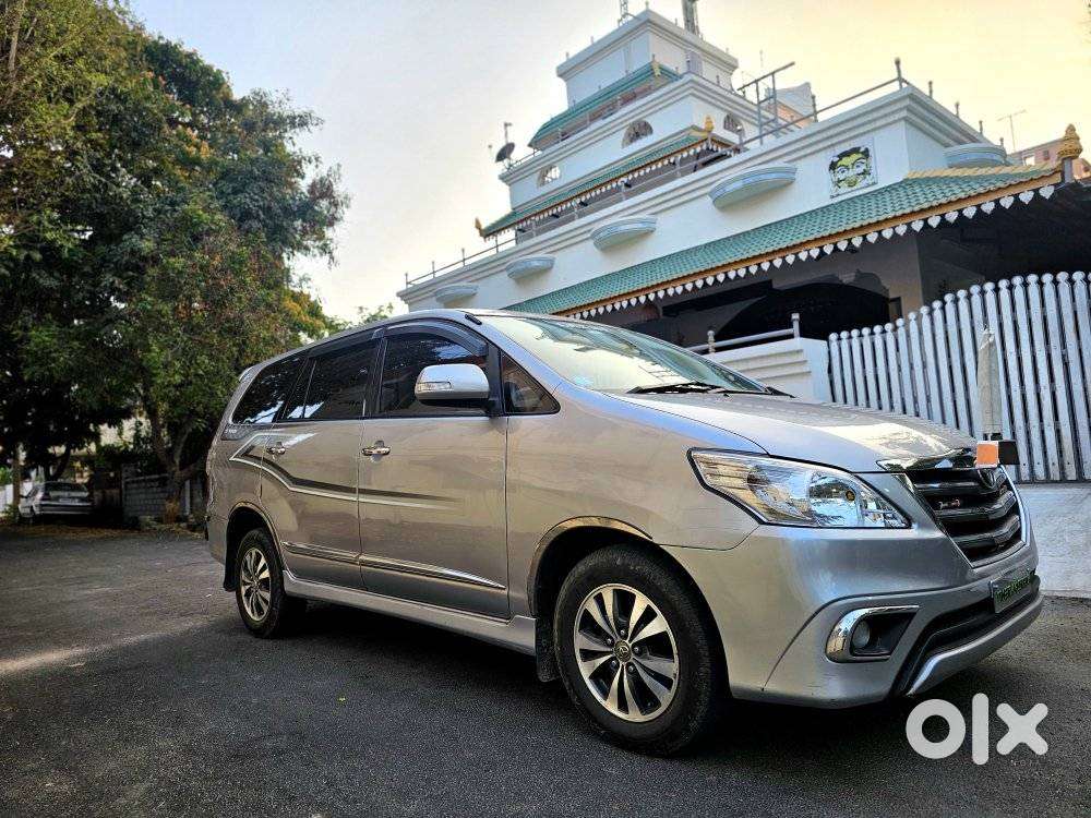 Toyota Innova 2.5 Zx 7 Str Bs-iv, 2014, Diesel