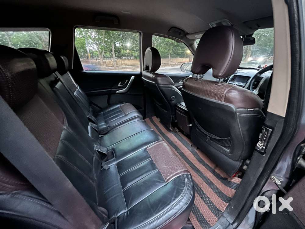 Mahindra Xuv500 W8, 2016, Diesel