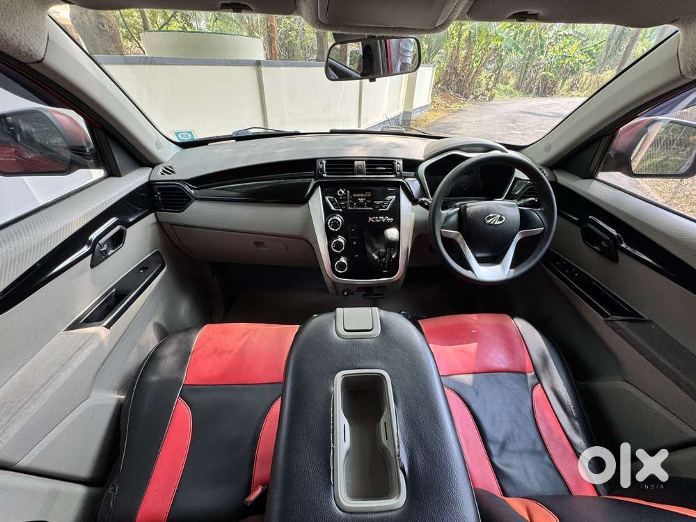 Mahindra Kuv 100