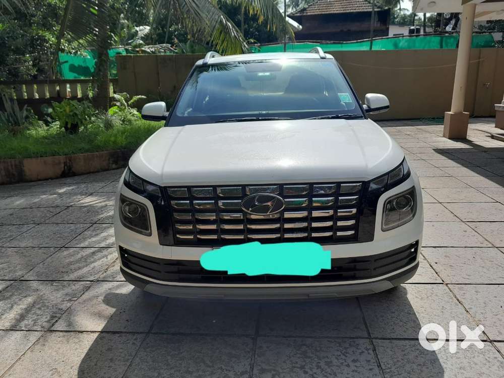Hyundai Venue Petrol 2023