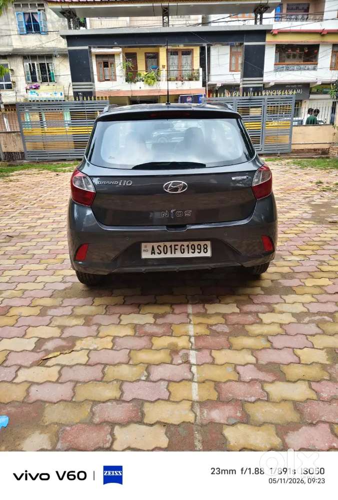 Grand I10 Nios 49000 Running