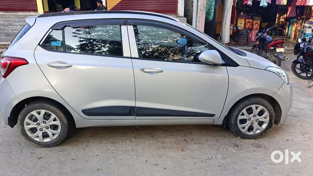Hyundai Grand I10 2015 Petrol 114000 Km Driven