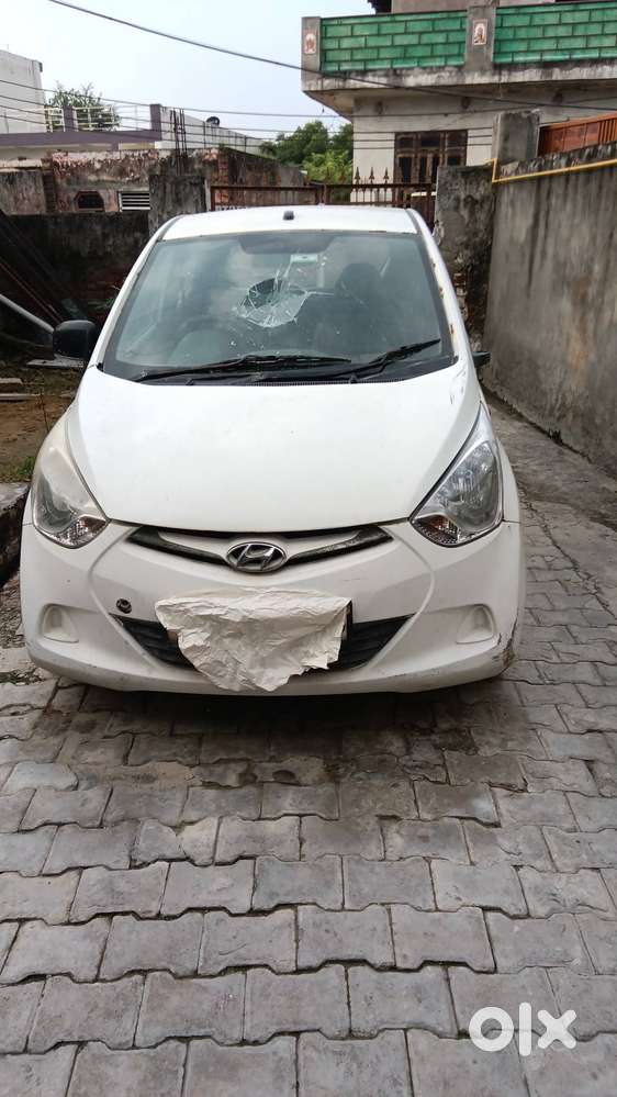 Hyundai Eon D-lite Plus 2013  First Owner  25,000 Km  Petrol