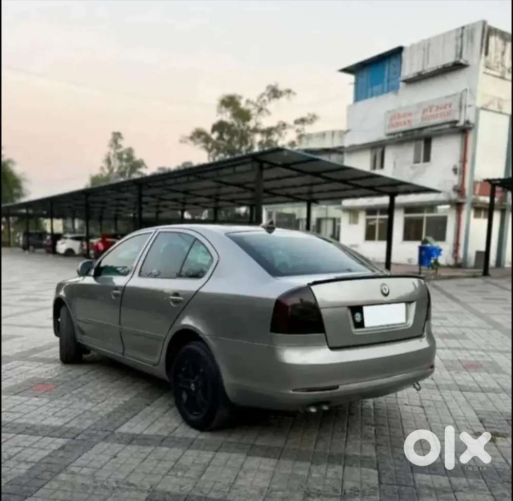 Skoda Laura 2010 Diesel 75000 Km Driven With Vip Number
