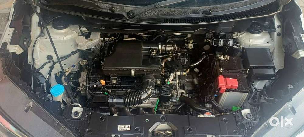 Maruti Suzuki Xl6 1.5 Alpha At, 2022, Petrol