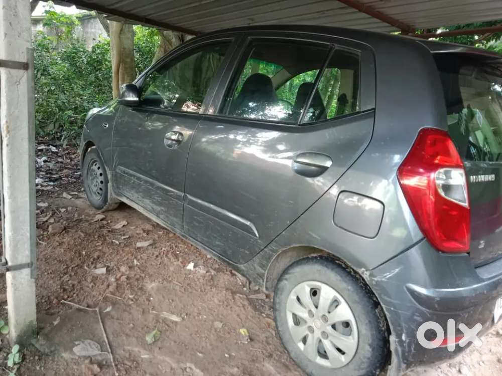 Hyundai I10 Sportz 2012