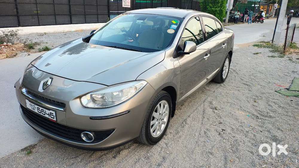 Renault Fluence 2012 Diesel 64000 Km Driven, Showroom Service History