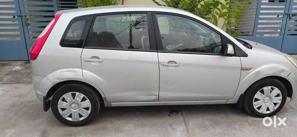 Ford Figo 2010-2012 Petrol Zxi, 2012, Petrol