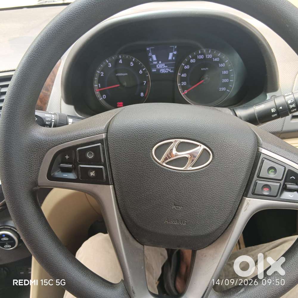 Hyundai Verna 1.5 Sx Vtvt, 2016, Petrol
