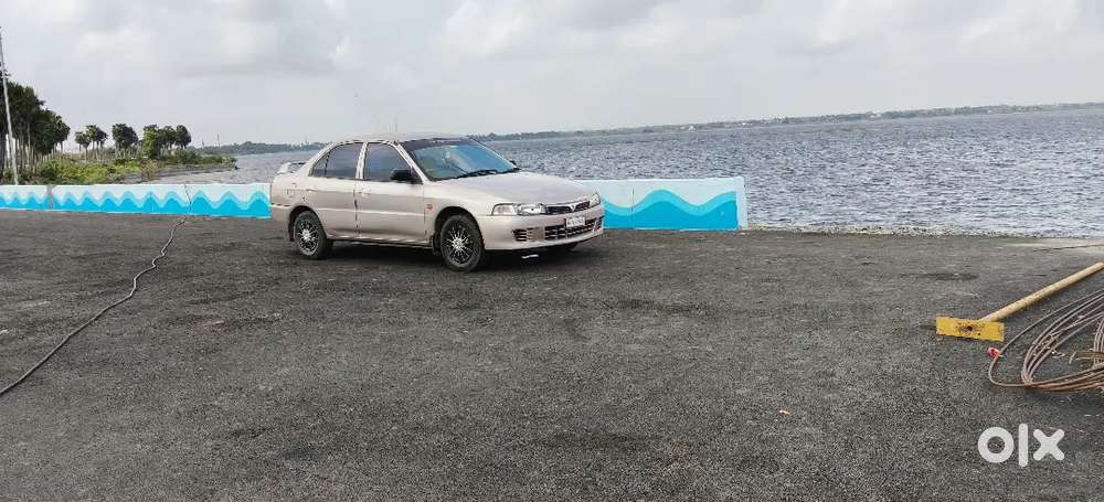 Mitsubishi Lancer 1.5 Glxi 2003