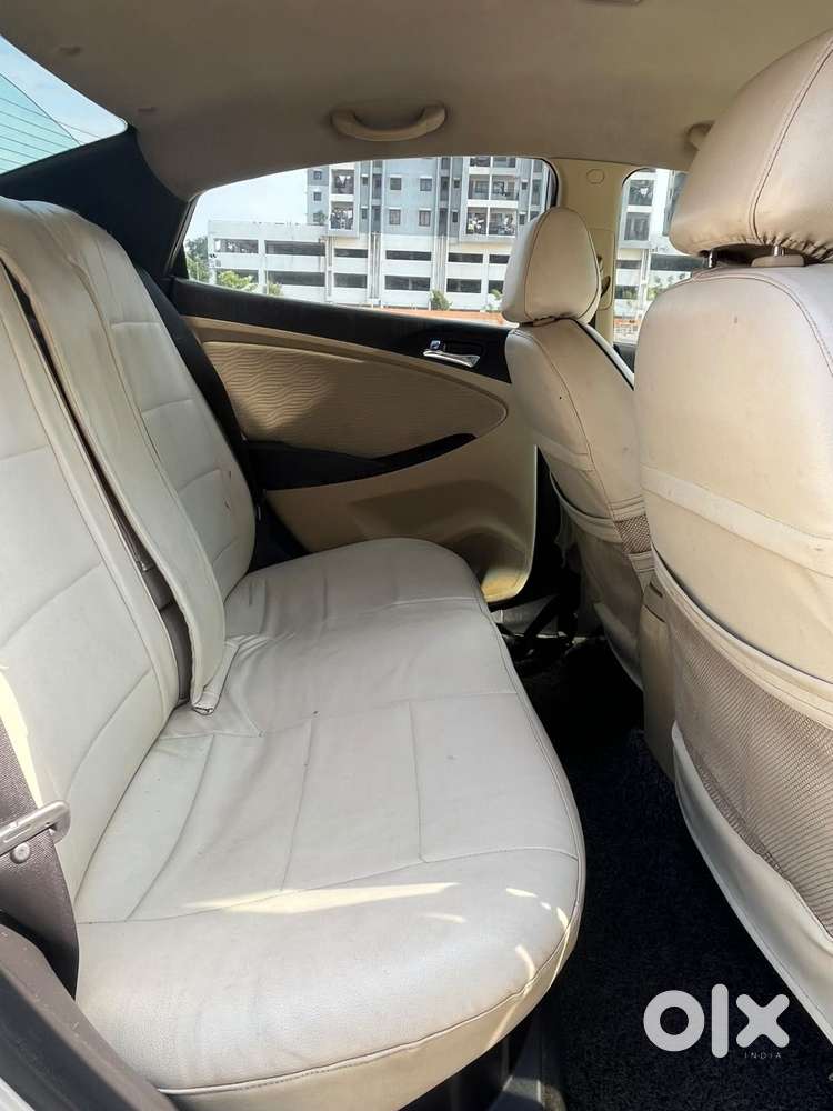 Hyundai Fluidic Verna 1.6 Vtvt Sx, 2011, Petrol