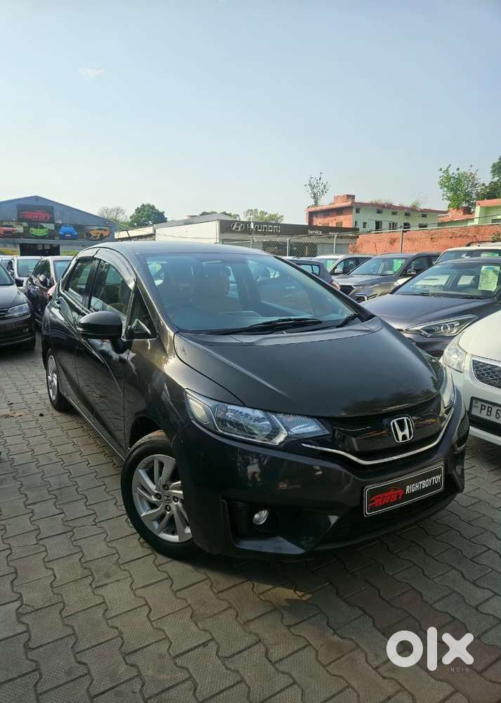 Honda Jazz V Cvt, 2015, Petrol