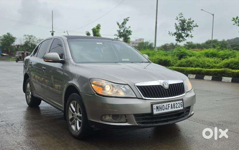 Skoda Laura Skoda-laura-laura-elegance-1.9-tdi--at, 2012, Diesel