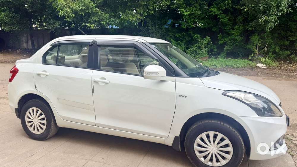 Maruti Suzuki Swift Dzire Vxi Optional, 2015, Petrol