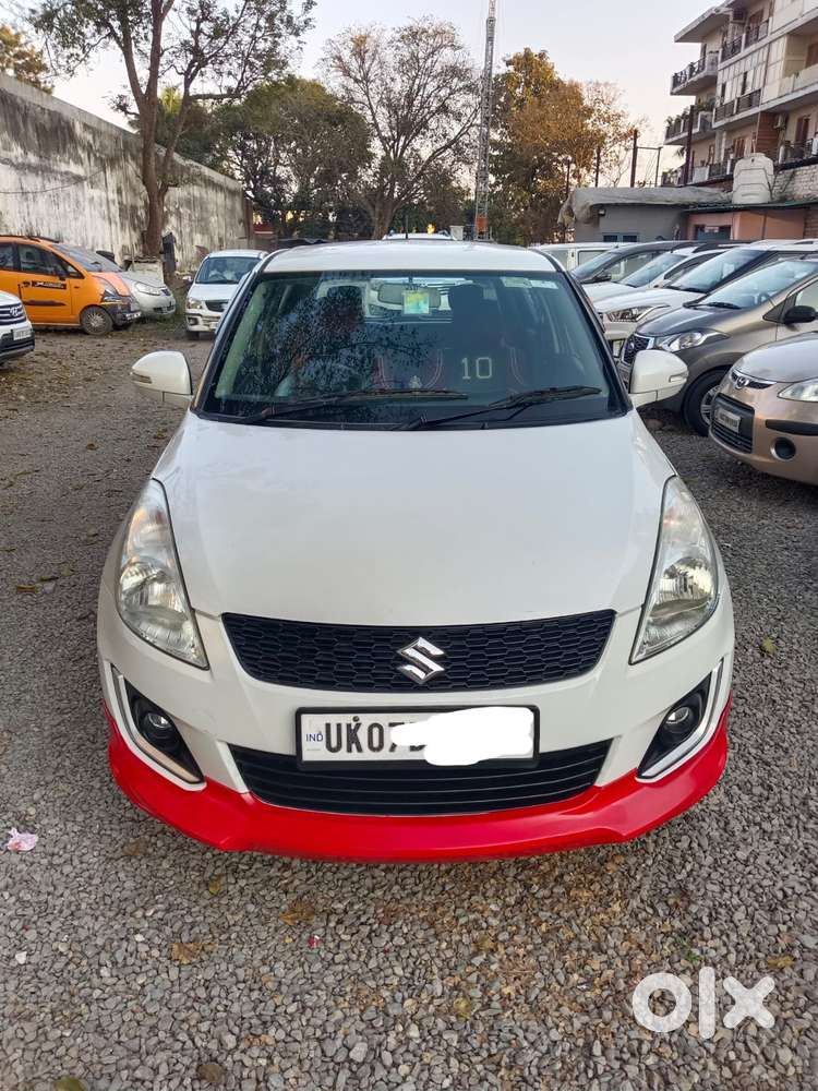 Maruti Suzuki Swift Vxi With Abs, 2016, Petrol