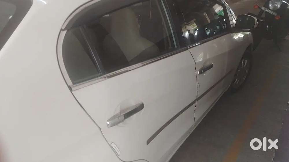Top Model Honda Amaze Vx 2013 Petrol Manual