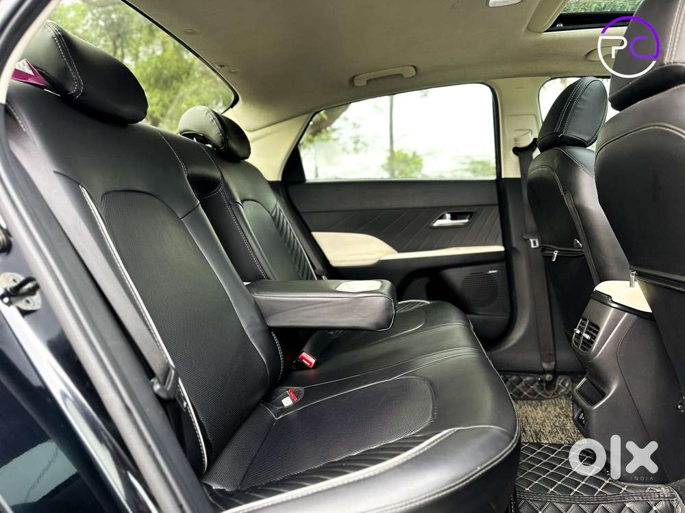 Hyundai Verna 1.5 Sx (o) Ivt, 2023, Petrol