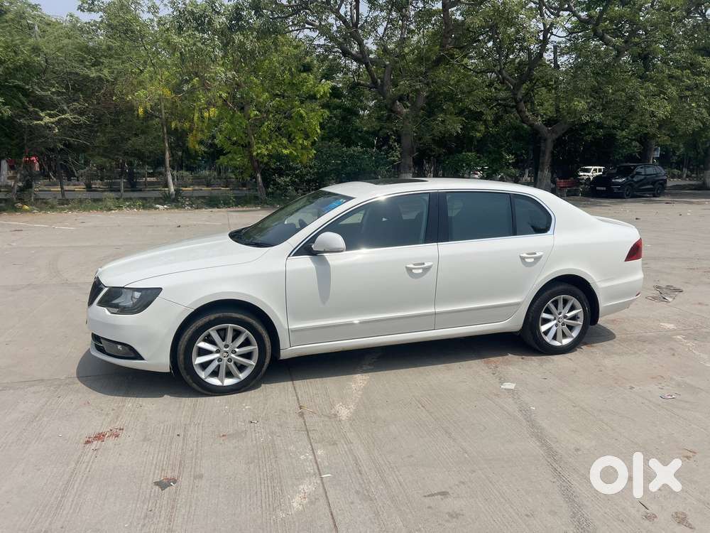 Skoda Superb 1.8 Elegance Tsi At, 2016, Petrol