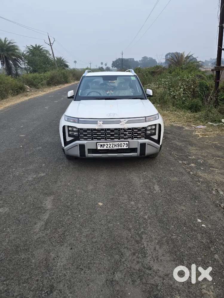 Hyundai New Venue 2025 Petrol 3000 Km Driven