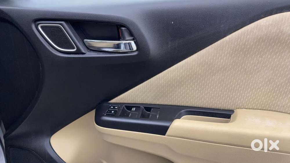 Honda City 1.5 V 5th Gen I-vtec Mt, 2022, Petrol