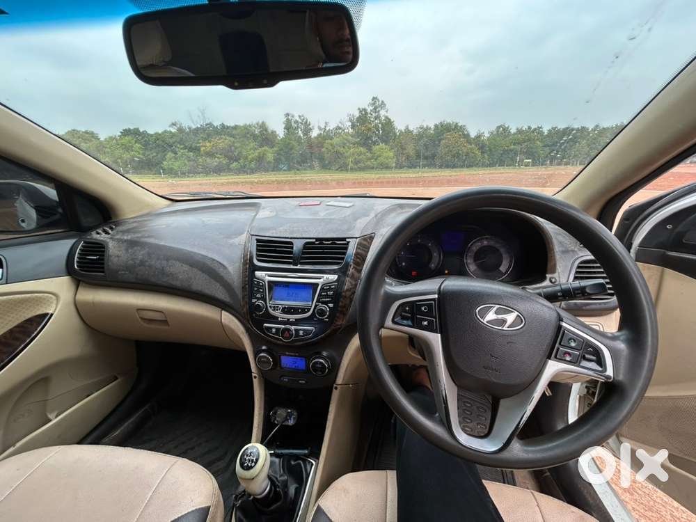 Hyundai Fluidic Verna 2012